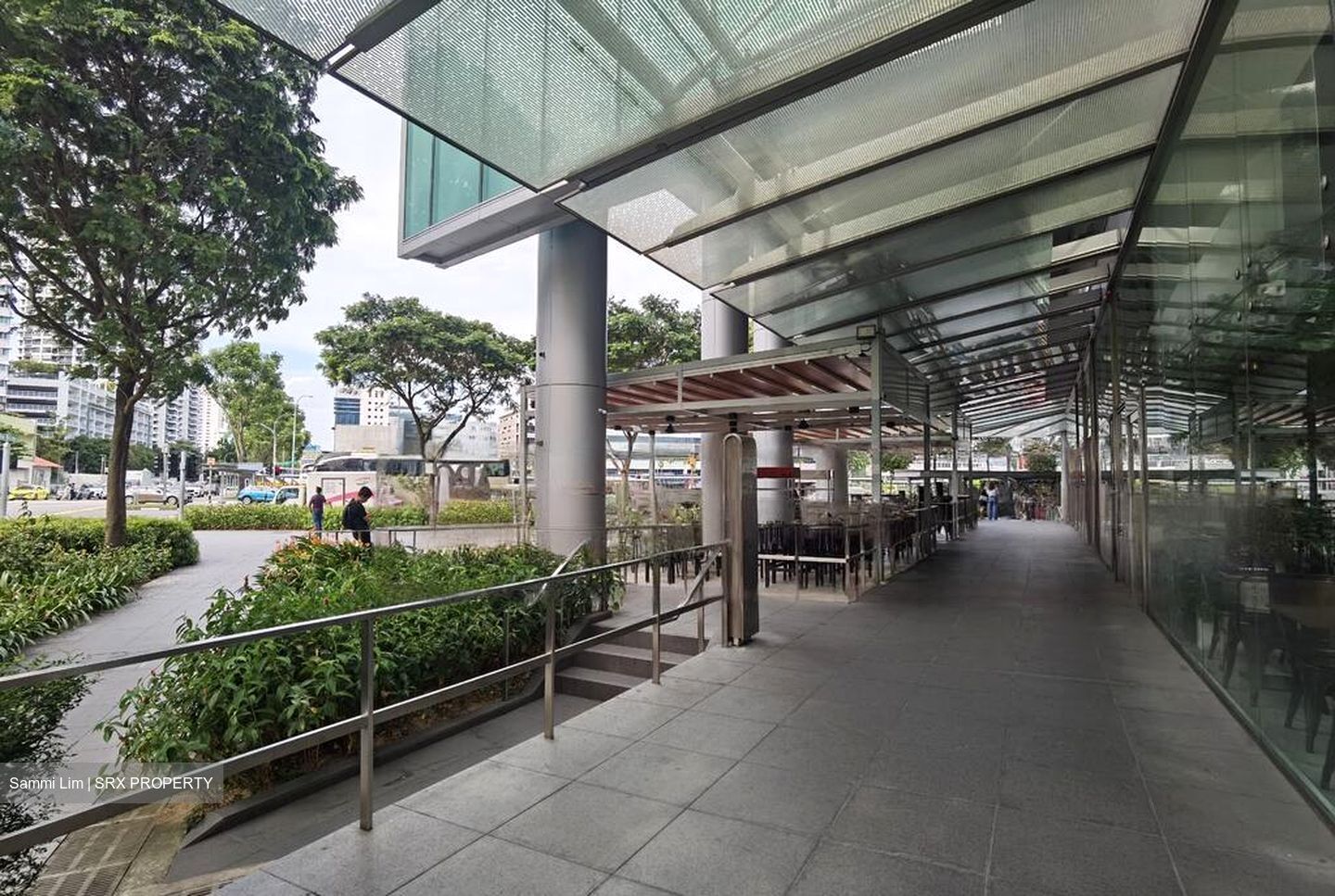 Arc 380 (D8), Office #460821581